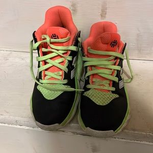 Adidas Harden Stepback J Boys Backsetball Shoes size 4 1/2